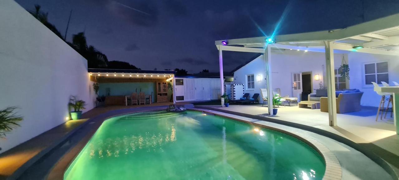 Family Villa With Big Pool And Absolute Privacy Willemstad Exteriér fotografie