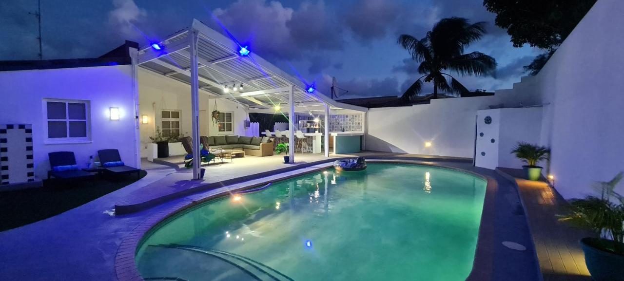Family Villa With Big Pool And Absolute Privacy Willemstad Exteriér fotografie